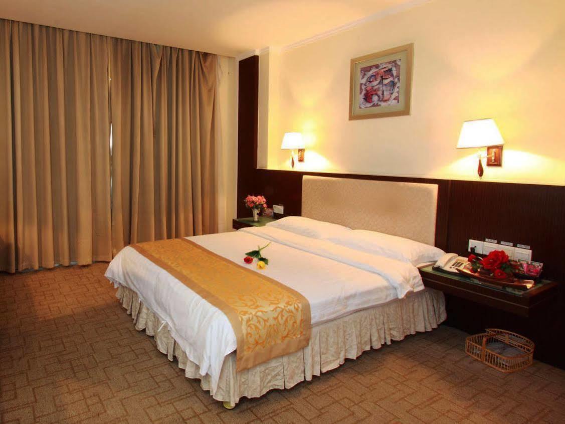 Wanxing Hotel Chao Yang Square Branch Nanning Exterior photo