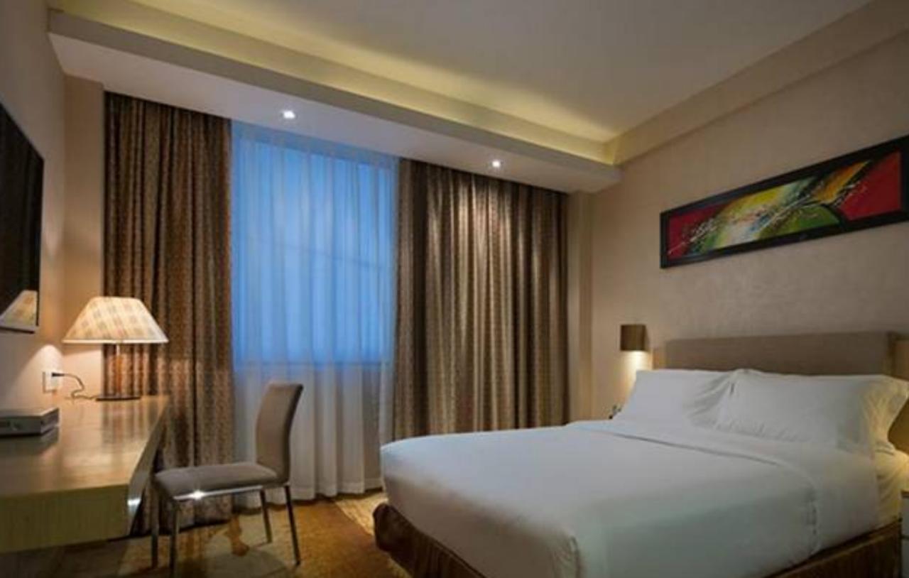 Wanxing Hotel Chao Yang Square Branch Nanning Exterior photo